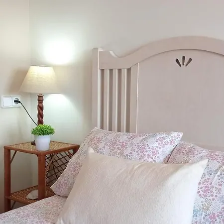 Holiday home Itxi Y Jamin - Chalet Con Vistas A La Ria De Vigo Moana