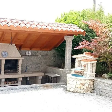Itxi Y Jamin - Chalet Con Vistas A La Ria De Vigo